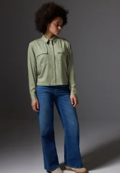 Overhemdblouse met borstzakken
