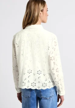 Overhemdblouse met oogjesborduursel