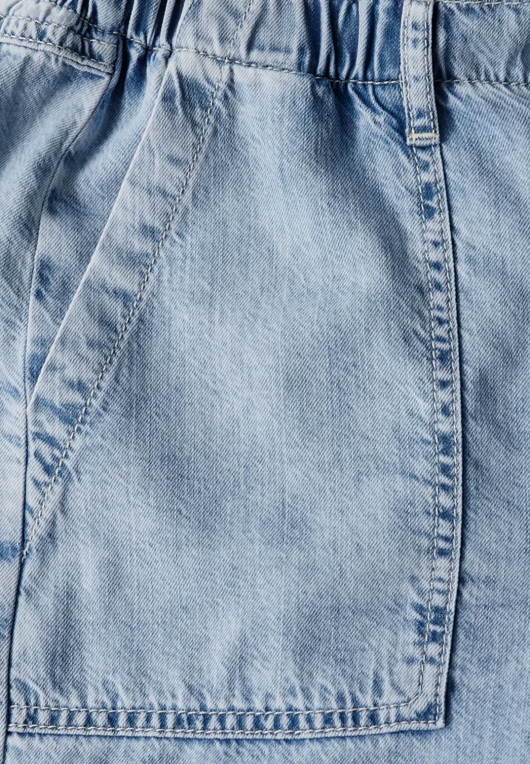 Paperbag denim shorts