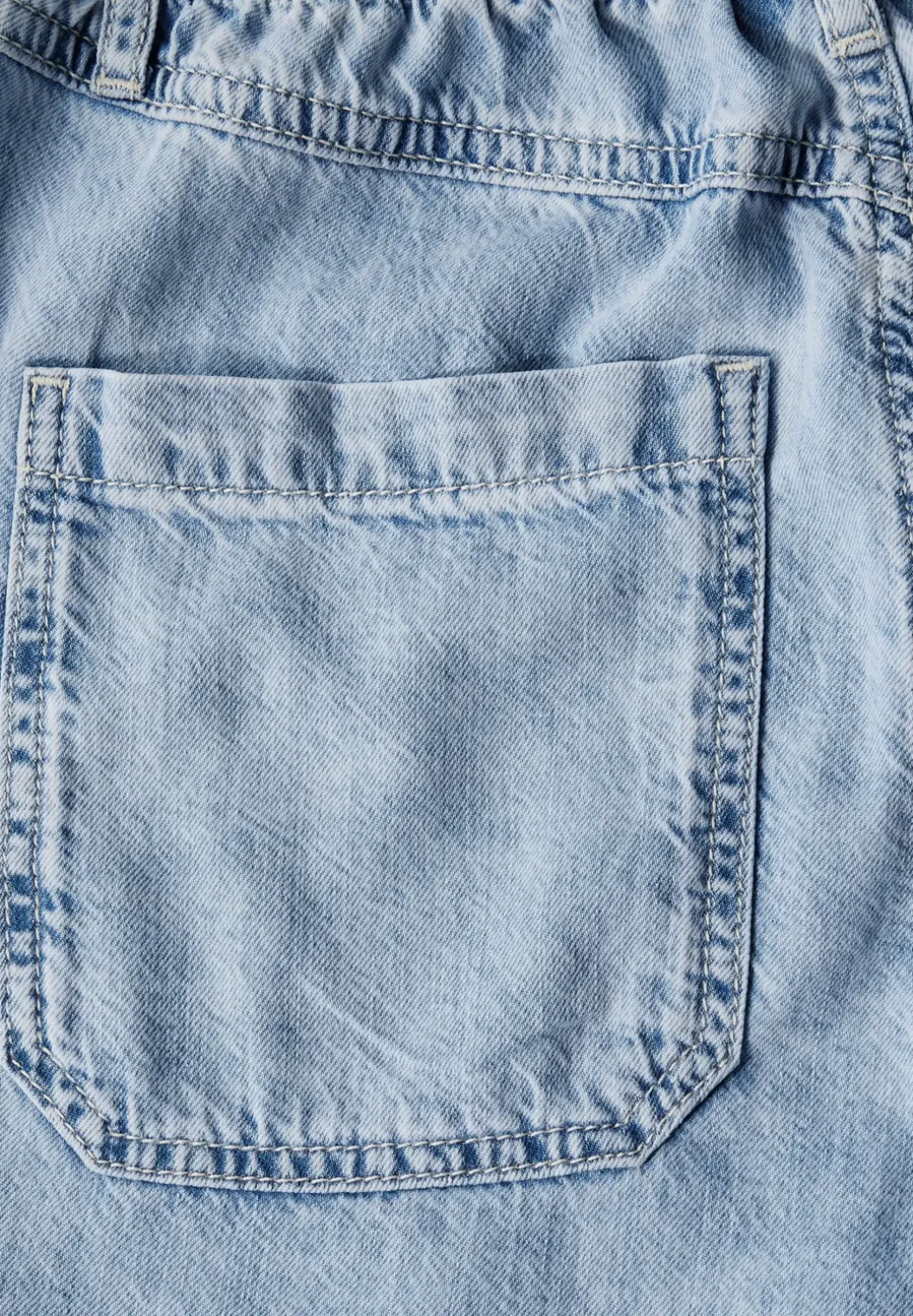 Paperbag denim shorts