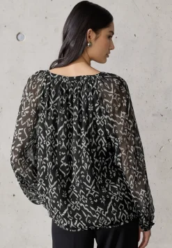 Raglan chiffon blouse