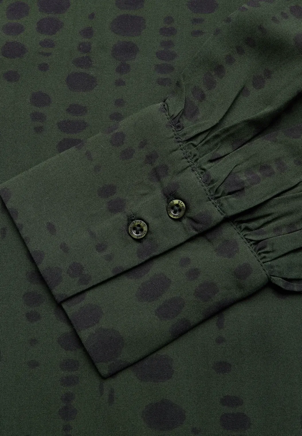 Raglan blouse