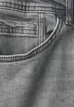 Regular Fit jeans