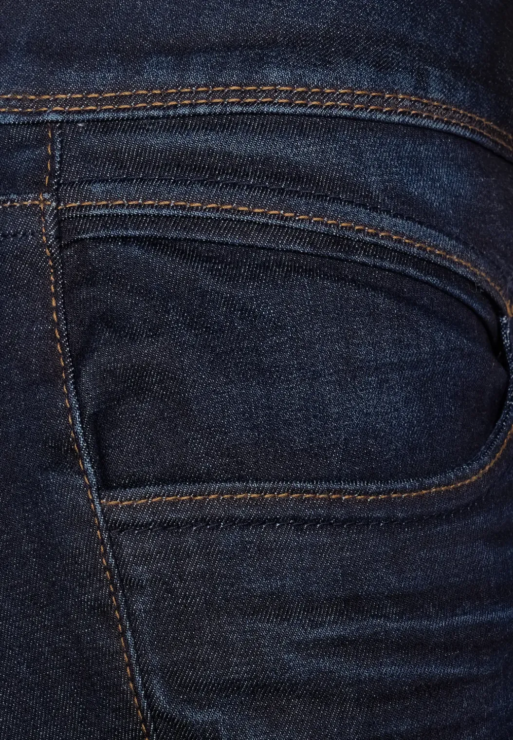 Repreve denim in casual fit