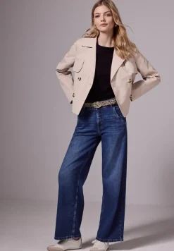 Riem in leo look