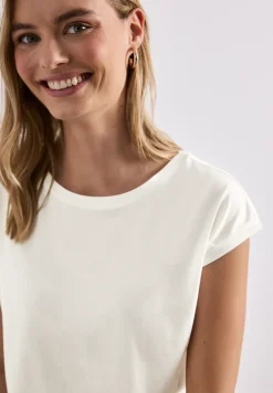 Shirt met boothals en decoratief detail