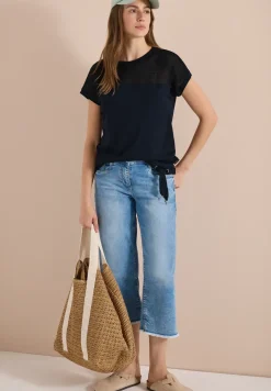 Shirt met boothals en mesh inzet