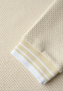 Shirt met contrasterende details