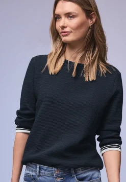 Shirt met contrasterende details