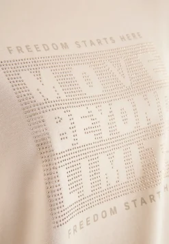 Shirt met edelstenen