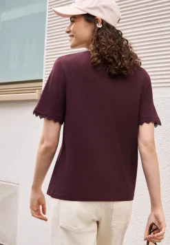 Shirt met gehaakte details op de mouwen