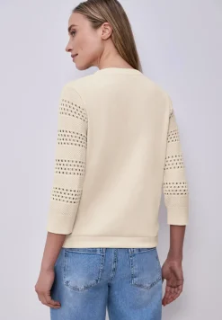 Shirt met geperforeerde mouwen