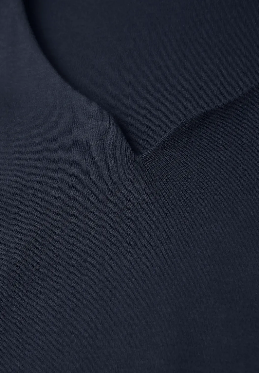 Shirt met hartvormige halslijn