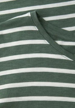 Shirt met losse schouders en strepen