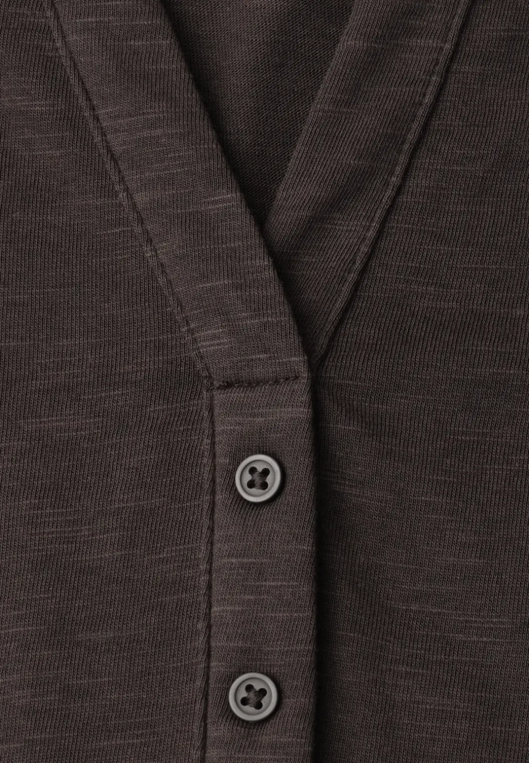 Shirt met losse schouders en gespleten hals
