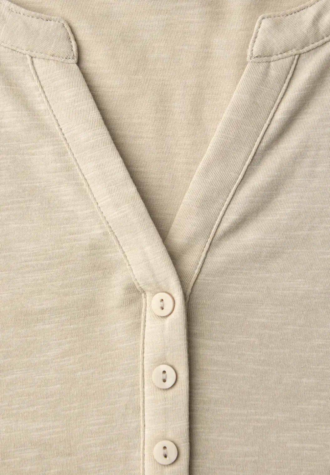 Shirt met 3/4-mouwen, split neck en knopen