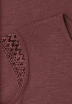 Shirt met ronde hals en gehaakte mouwen