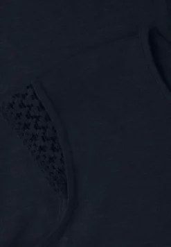 Shirt met ronde hals en gehaakte mouwen