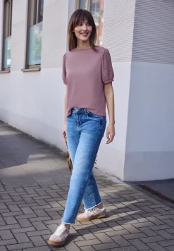 Shirt met ronde hals en kanten mouwen