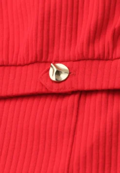 Shirt met ronde hals en knoopdetail