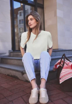 Shirt met ronde hals en pofmouwen