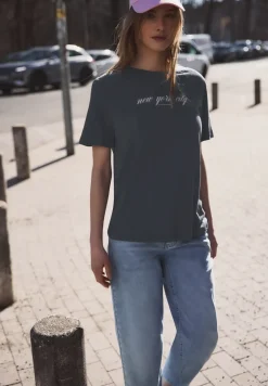 Shirt met tekst