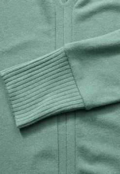 Shirt met V-hals