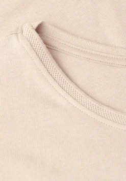 Shirt met boothals en decoratief detail