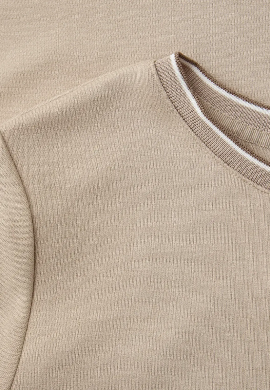 Shirt met contrastdetail