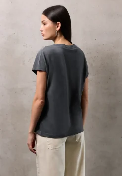 Shirt met edelstenen