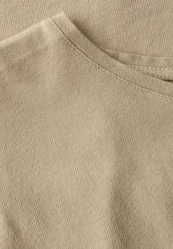 Shirt met edelstenen