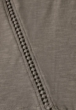 Shirt met gehaakte details