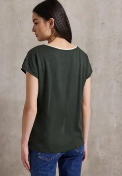 Shirt met gekleurde kraag