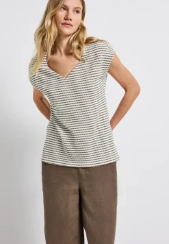 Shirt met hartvormige halslijn