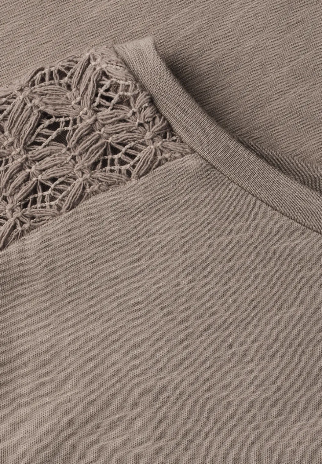 Shirt met kantdetail