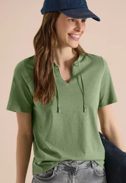 Shirt met korte mouwen en gespleten hals