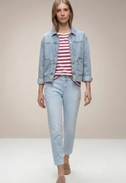Shirt met losse schouders en strepen