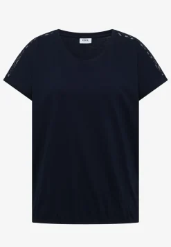 Shirt met overhangende schouders en kanten details