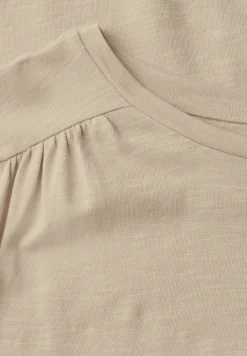 Shirt met rimpels