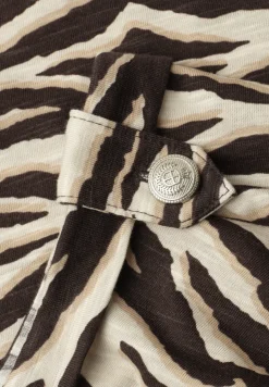 Shirt met ronde hals en knoopdetails