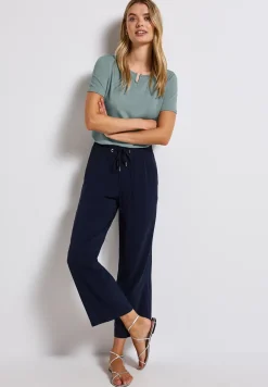 Shirt met uitsnijding