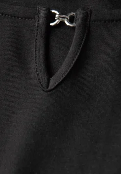 Shirt met uitsnijding