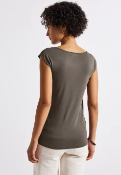 Shirt met uitsnijding