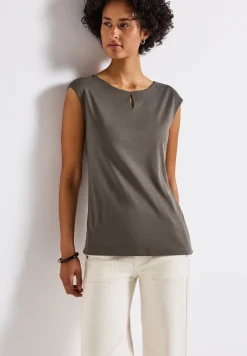 Shirt met uitsnijding