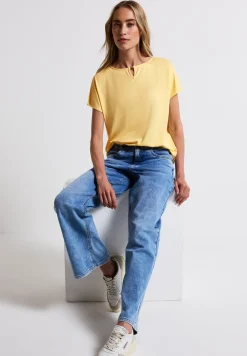 Shirt met uitsnijding