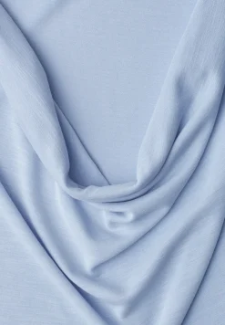Silk-Look top met watervalhalslijn