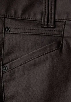 Slim Fit gecoate broek