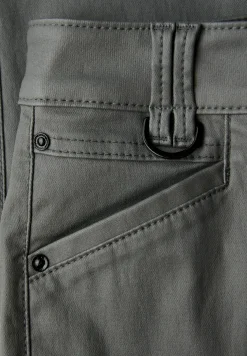 Slim Fit gecoate broek