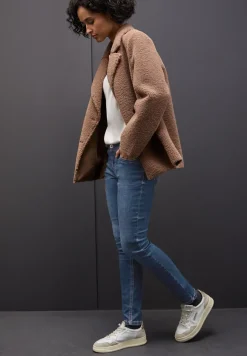 Slim Fit jeans