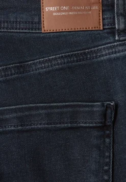Slim Fit jeans